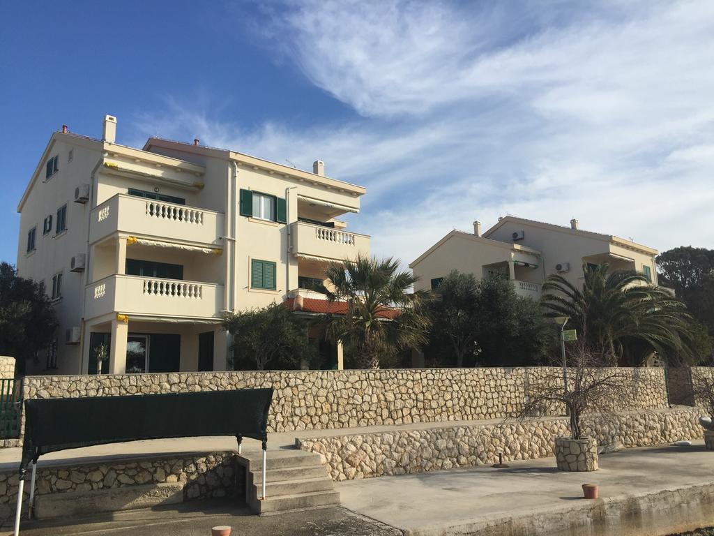 Apartments Andrea Стара Новаля Екстериор снимка